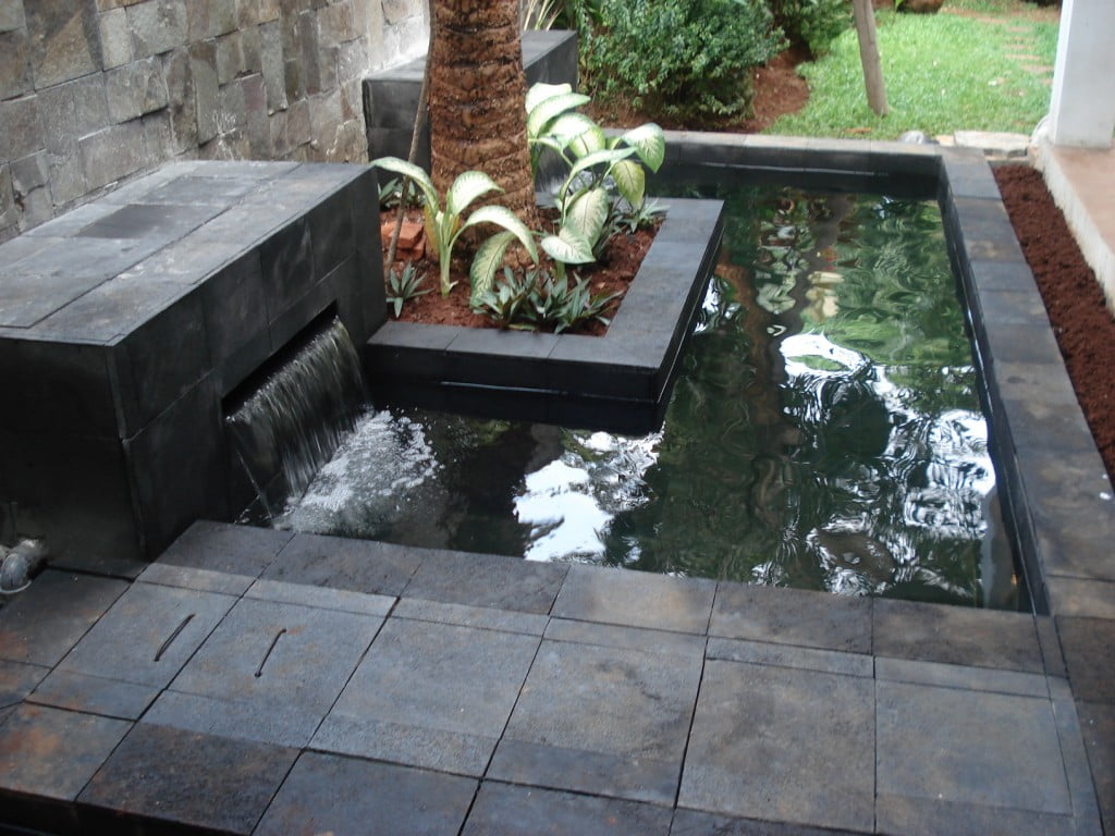 Jasa Pembuatan Kolam Koi
